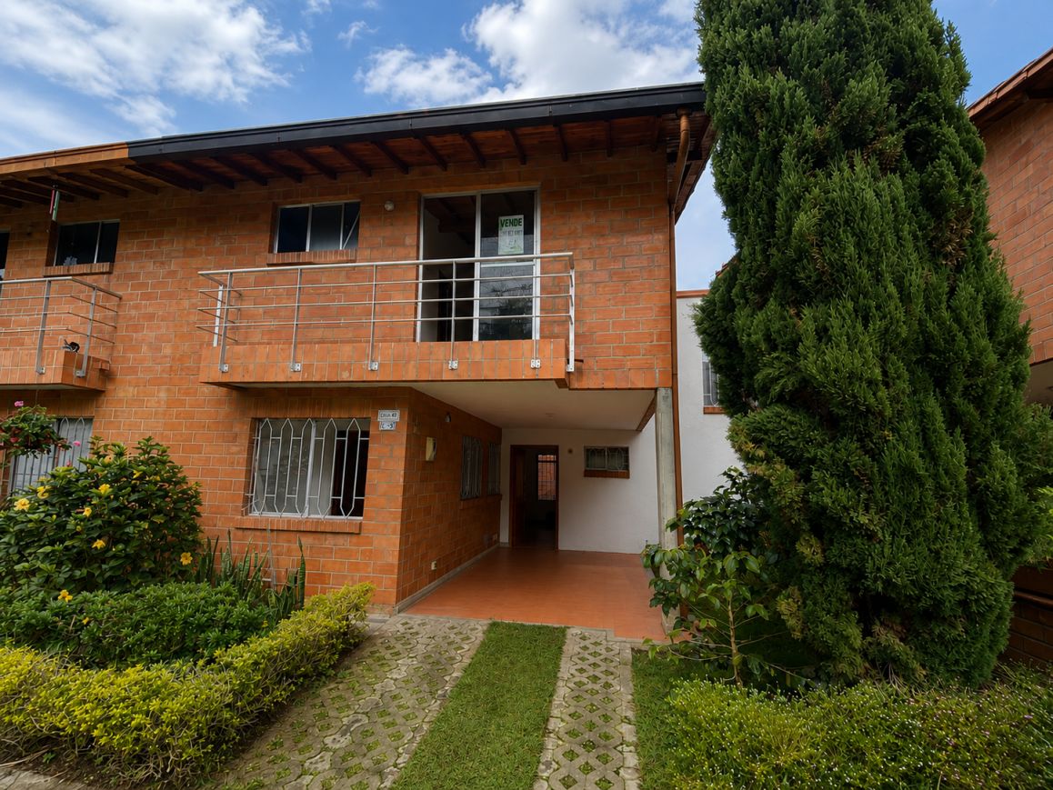 Casa en arriendo Antioquia El Retiro Asd 125 m2 Habitaciones 4 Baños 3 Garajes 1 Precio $4100000