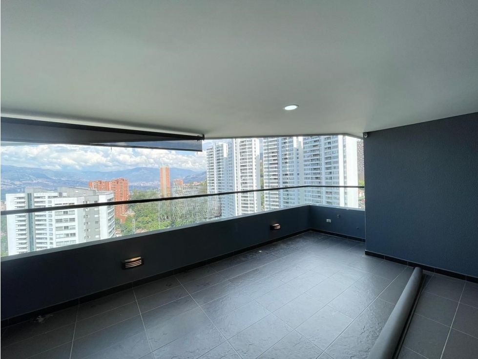 Apartamento en arriendo Antioquia Medellín La Candelaria 137 m2 Habitaciones 3 Baños 3 Garajes 2 Precio $7000000