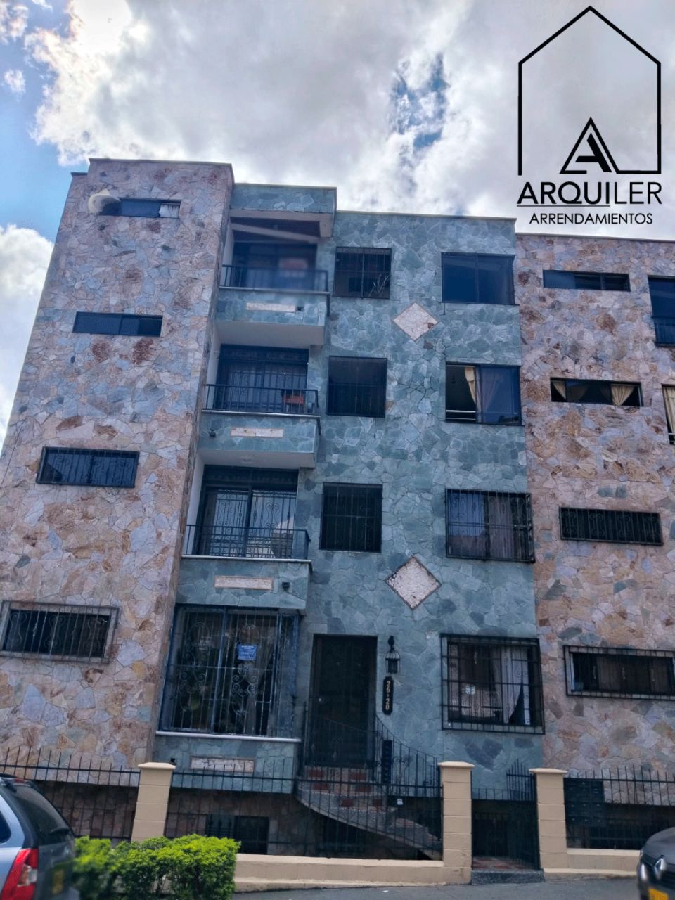 Casa en arriendo Antioquia Bello La Cabaña 106 m2 Habitaciones 3 Baños 2 Garajes 0 Precio $2300000