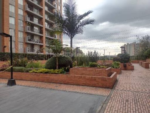 Apartamento en arriendo Cundinamarca Bogotá Santa Rosa 76 m2 Habitaciones 3 Baños 2 Garajes 2 Precio $3600000