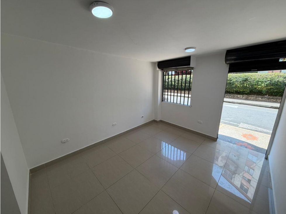Local en arriendo Antioquia Bello Altavista 18 m2 Habitaciones 0 Baños 1 Garajes 0 Precio $900000