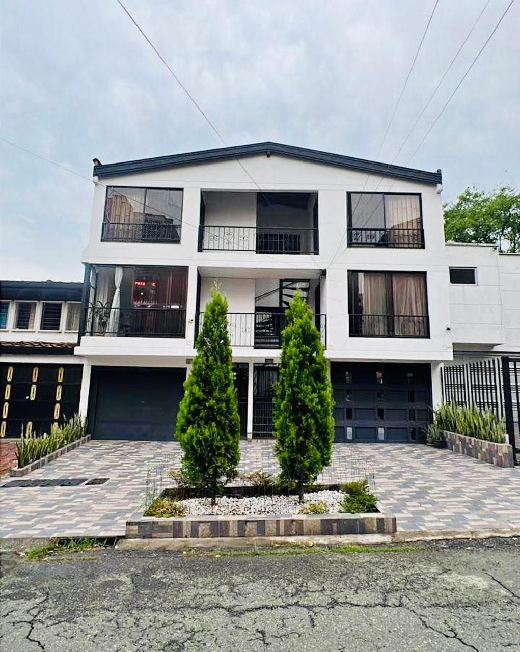Casa en arriendo Antioquia Medellín La Palma 145 m2 Habitaciones 4 Baños 2 Garajes 1 Precio $4500000