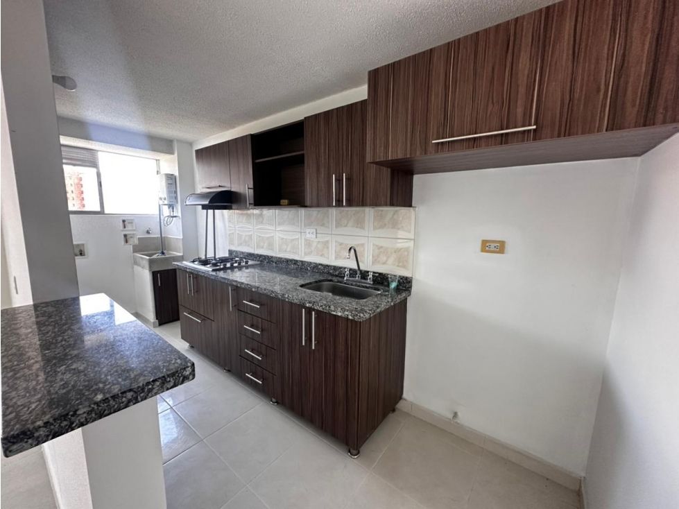 Apartaestudio en arriendo Antioquia Medellín Loma De Los Bernal 85 m2 Habitaciones 2 Baños 2 Garajes 1 Precio $3000000