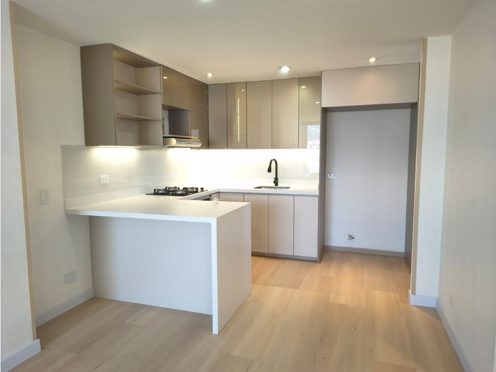 Apartamento en arriendo Antioquia Medellín Simesa 85 m2 Habitaciones 2 Baños 2 Garajes 1 Precio $3800000