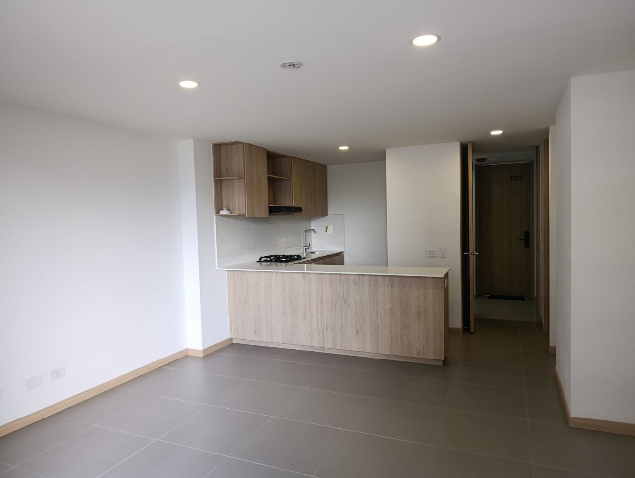 Apartamento en arriendo Antioquia Medellín Guayabal 70 m2 Habitaciones 3 Baños 2 Garajes 0 Precio $3500000