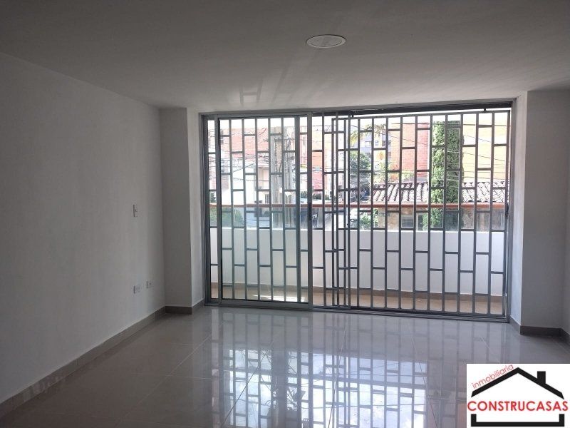 Apartamento en arriendo Antioquia Medellín La Castellana 110 m2 Habitaciones 3 Baños 2 Garajes 1 Precio $3800000