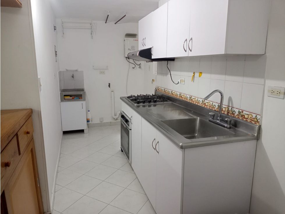 Apartamento en arriendo Antioquia Medellín Castropol 70 m2 Habitaciones 3 Baños 2 Garajes 1 Precio $3100000