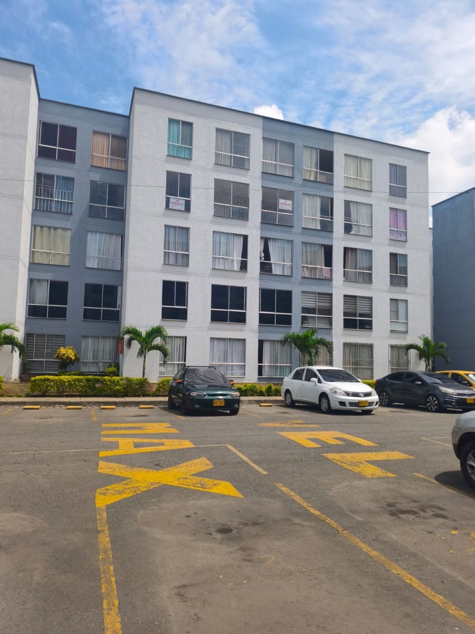 Apartamento en arriendo Valle Del Cauca Cali Brisas De Los Álamos 50 m2 Habitaciones 3 Baños 2 Garajes 1 Precio $1400000