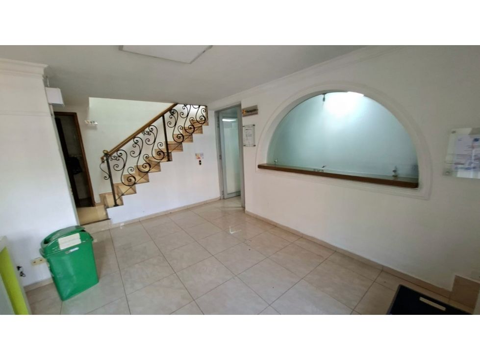 Local en arriendo Antioquia Medellín La Palma 330 m2 Habitaciones 0 Baños 5 Garajes 5 Precio $13000000