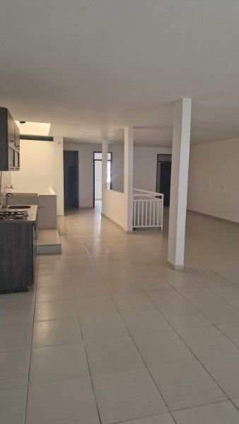 Casa en arriendo Valle Del Cauca Cali Bretaña 120 m2 Habitaciones 3 Baños 1 Garajes 0 Precio $1300000