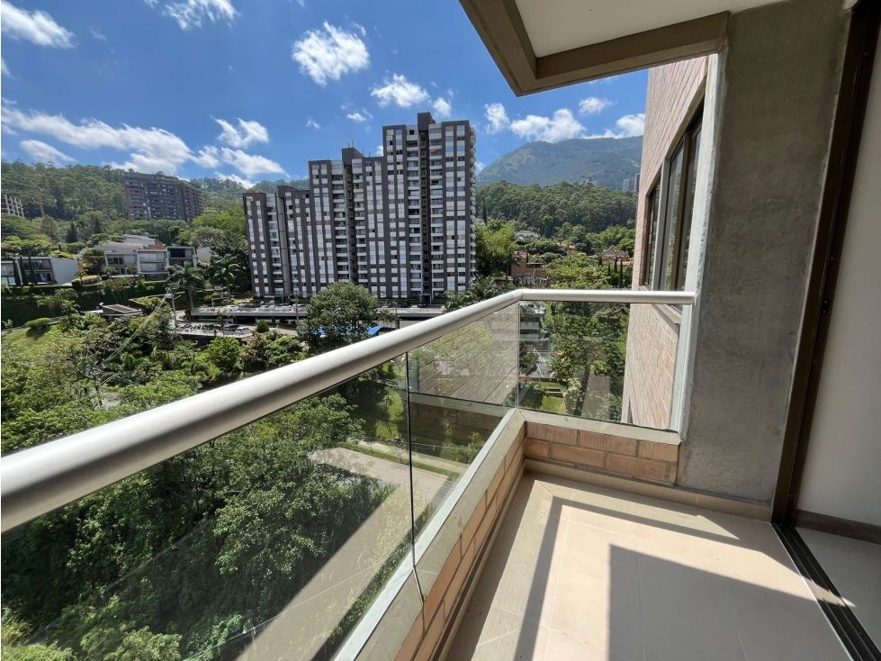 Apartamento en arriendo Antioquia Medellín La Candelaria 72 m2 Habitaciones 2 Baños 2 Garajes 2 Precio $4700000