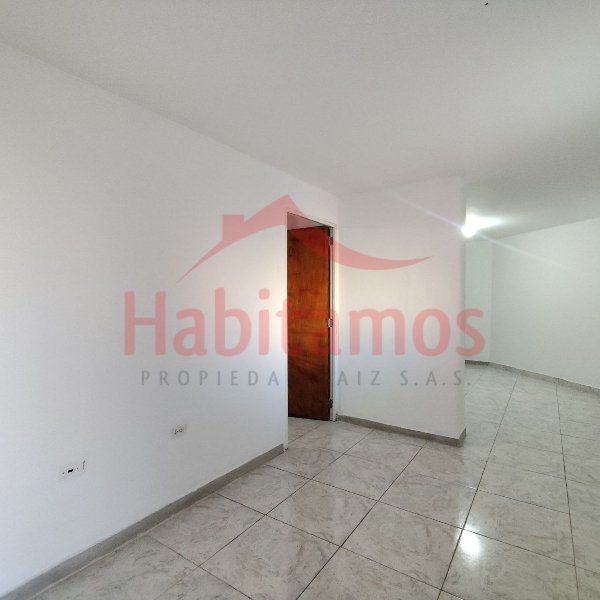 Apartaestudio en arriendo Antioquia Medellín Los Pinos 45 m2 Habitaciones 1 Baños 1 Garajes 0 Precio $1600000