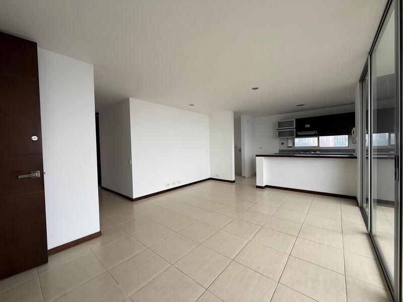 Apartamento en arriendo Antioquia Medellín Asomadera No2 87 m2 Habitaciones 3 Baños 2 Garajes 1 Precio $4800000