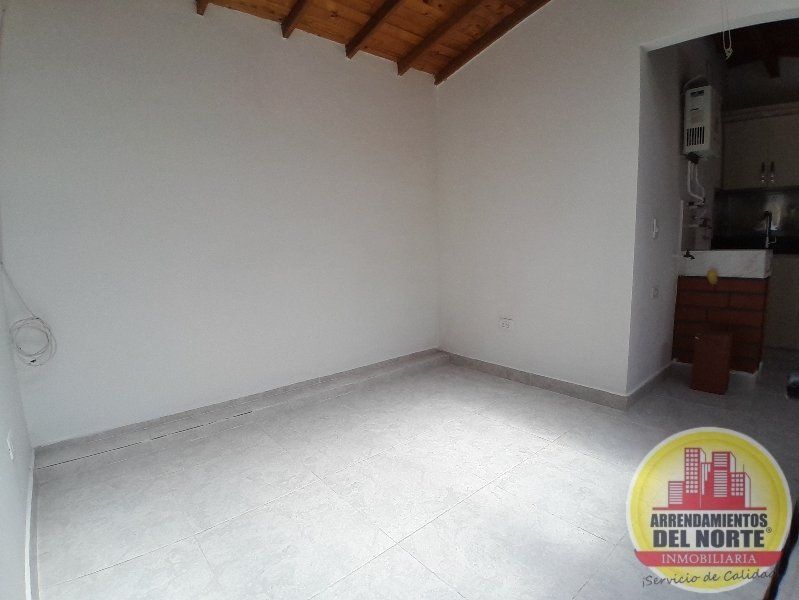 Casa en arriendo Antioquia Bello Urbanización San Silvestre 52 m2 Habitaciones 3 Baños 2 Garajes 0 Precio $1300000