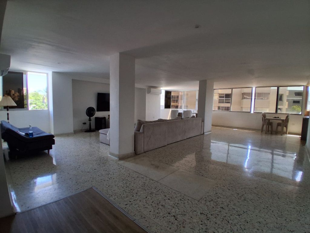 Apartamento en venta Atlántico Barranquilla Altos De Riomar 220 m2 Habitaciones 4 Baños 3 Garajes 1 Precio $700000000