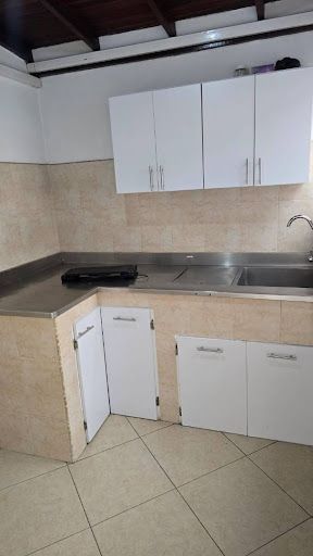 Casa en venta Antioquia Medellín Estadio 200 m2 Habitaciones 5 Baños 4 Garajes 0 Precio $900000000