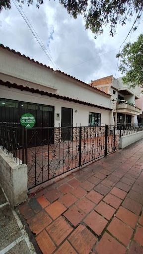 Casa en arriendo Santander Bucaramanga La Victoria 200 m2 Habitaciones 3 Baños 2 Garajes 1 Precio $3400000
