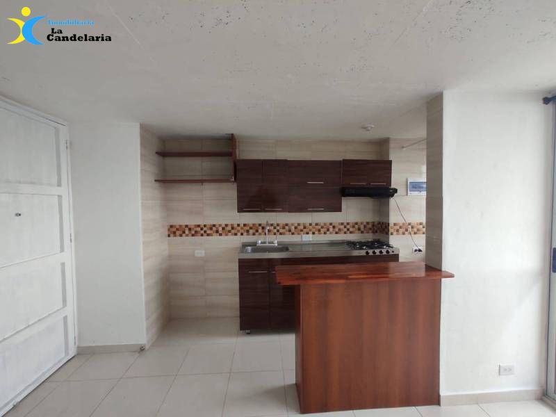 Apartamento en arriendo o venta Antioquia Medellín Pajarito 45 m2 Habitaciones 2 Baños 1 Garajes 0 Precio venta $175000000 Precio arriendo $1300000