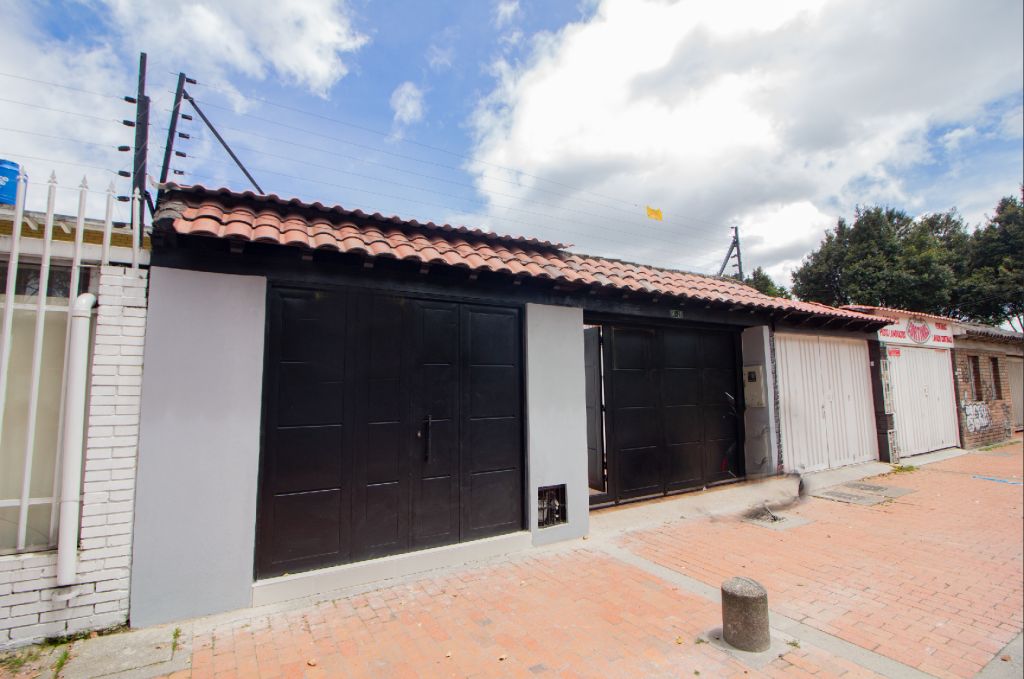 Apartamento en arriendo Cundinamarca Bogotá La Esmeralda 31 m2 Habitaciones 1 Baños 1 Garajes 0 Precio $1500000