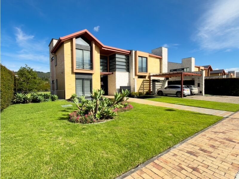 Casa en arriendo Cundinamarca Sopó Sopó 368 m2 Habitaciones 4 Baños 5 Garajes 4 Precio $13700000