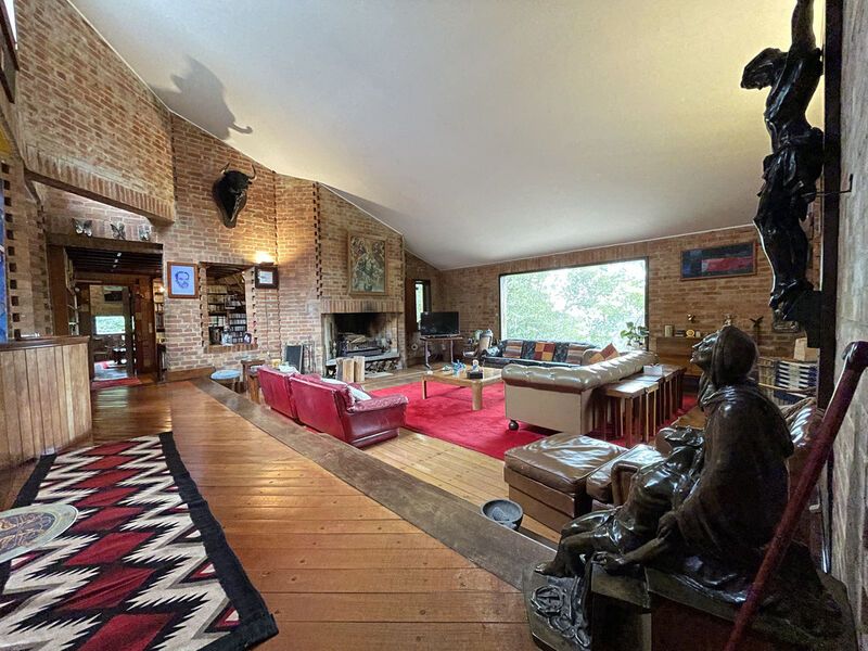 Casa en venta Cundinamarca Bogotá Suba Naranjos 535 m2 Habitaciones 3 Baños 4 Garajes 6 Precio $2500000000