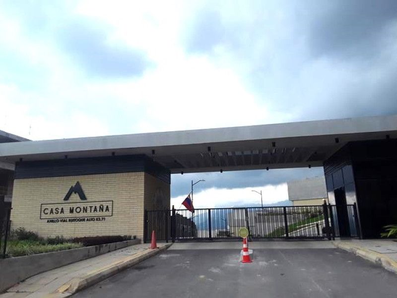 Casa en arriendo Santander Floridablanca Floridablanca 300 m2 Habitaciones 4 Baños 4 Garajes 0 Precio $10662000