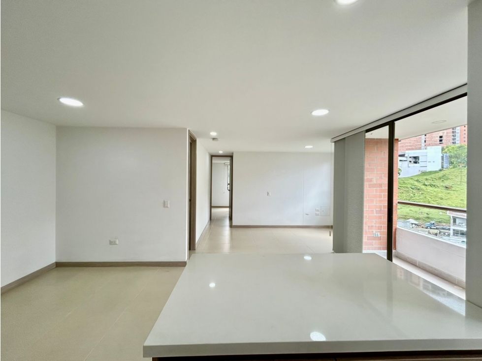 Apartamento en arriendo Antioquia Sabaneta Sabaneta 70 m2 Habitaciones 2 Baños 2 Garajes 1 Precio $3000000