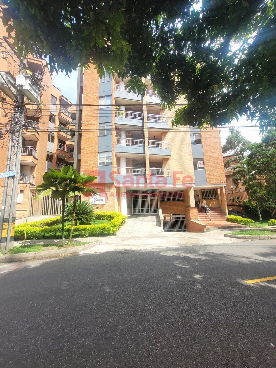 Apartamento en arriendo Antioquia Medellín Alfonso Lopez 84 m2 Habitaciones 3 Baños 2 Garajes 1 Precio $3000000