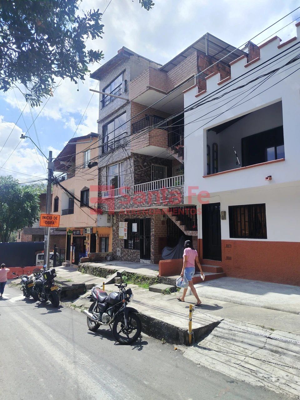 Apartamento en arriendo Antioquia Medellín Alfonso Lopez 84 m2 Habitaciones 3 Baños 2 Garajes 1 Precio $3000000