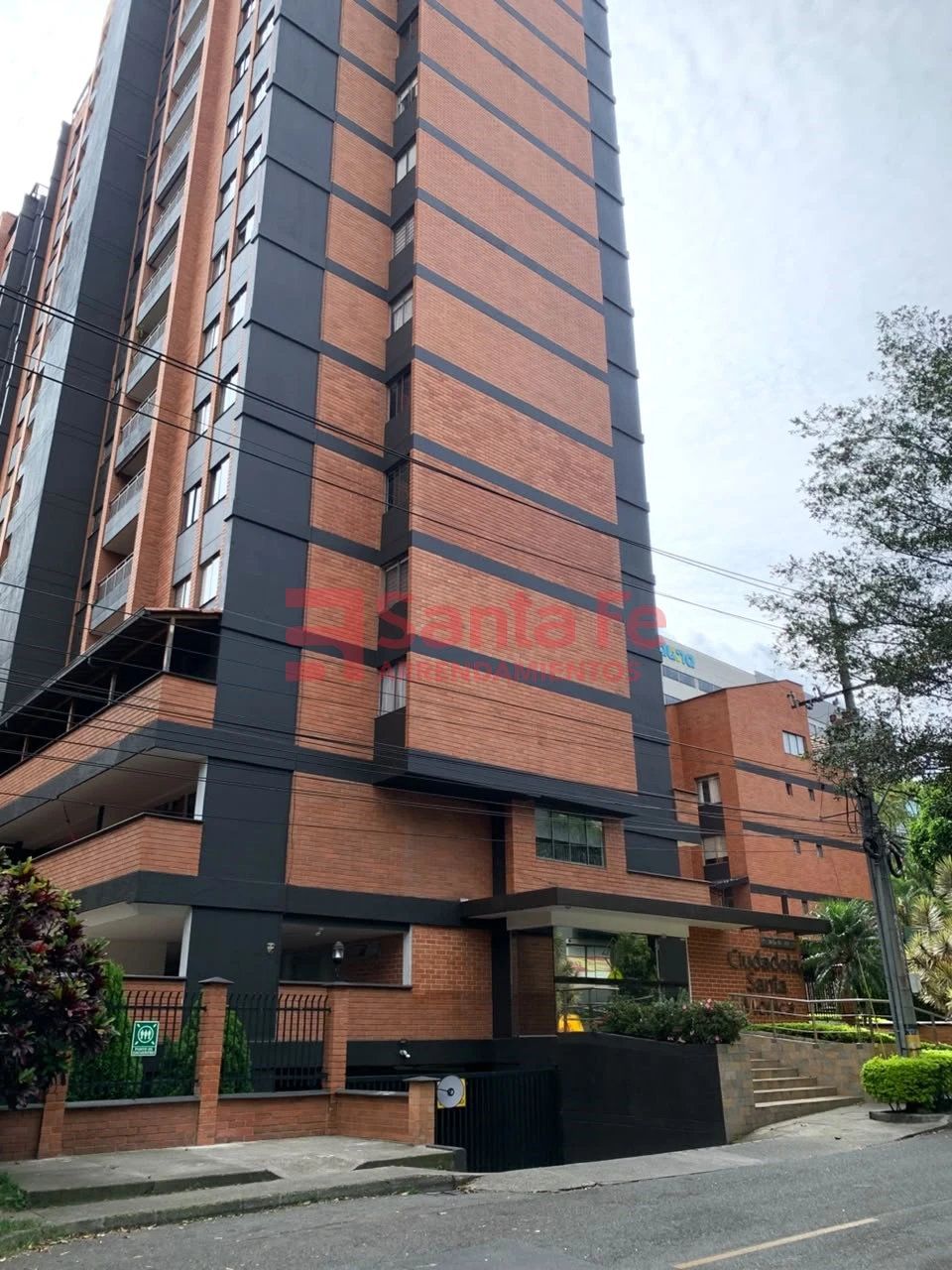 Apartamento en arriendo Antioquia Medellín Villagrande 99 m2 Habitaciones 3 Baños 2 Garajes 1 Precio $3900000