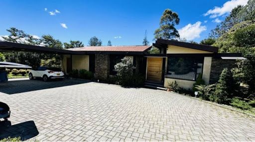 Casa en venta Antioquia El Retiro El Retiro 270 m2 Habitaciones 3 Baños 4 Garajes 2 Precio $3200000000