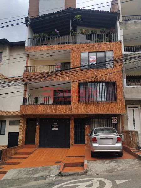 Apartamento en arriendo Antioquia Medellín Progreso 124 m2 Habitaciones 4 Baños 2 Garajes 0 Precio $2500000