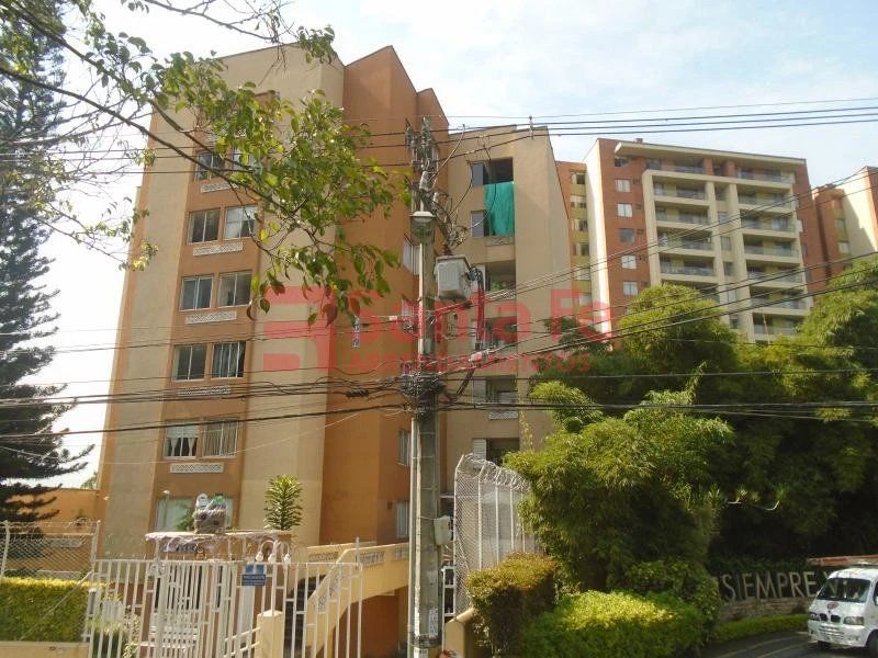 Apartamento en arriendo Antioquia Medellín Loma De Los Bernal 240 m2 Habitaciones 5 Baños 4 Garajes 2 Precio $4900000