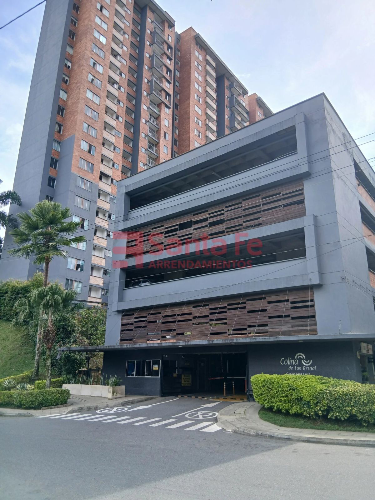 Apartamento en arriendo Antioquia Medellín Loma De Los Bernal 75 m2 Habitaciones 2 Baños 2 Garajes 1 Precio $3250000