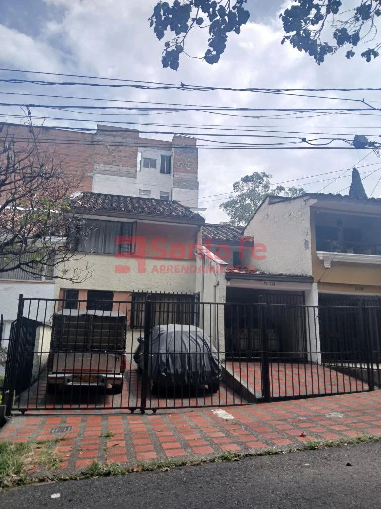 Casa en arriendo Antioquia Medellín La Palma 240 m2 Habitaciones 5 Baños 4 Garajes 4 Precio $6000000