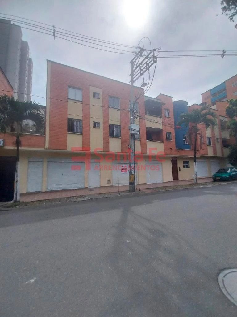 Bodega en arriendo Antioquia Medellín Sucre 400 m2 Habitaciones 0 Baños 2 Garajes 0 Precio $11000000