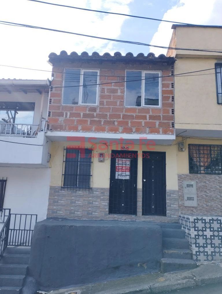 Apartamento en arriendo Antioquia Medellín Villa Tina 32 m2 Habitaciones 1 Baños 1 Garajes 0 Precio $900000