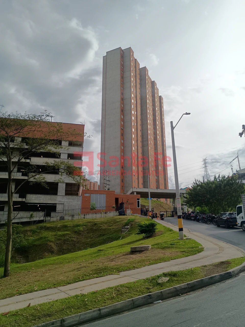 Apartamento en arriendo Antioquia Medellín Santa Rosa De Lima 48 m2 Habitaciones 3 Baños 2 Garajes 0 Precio $2100000