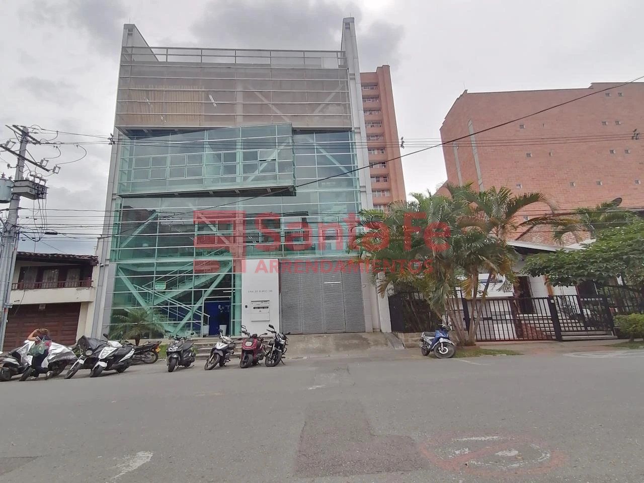 Local en arriendo Antioquia Medellín Calasanz 315 m2 Habitaciones 0 Baños 1 Garajes 1 Precio $25000000