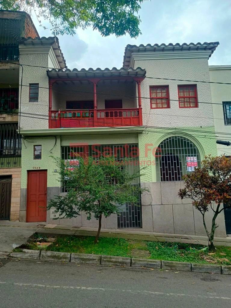 Casa en arriendo Antioquia Medellín Los Angeles 450 m2 Habitaciones 11 Baños 4 Garajes 0 Precio $7000000