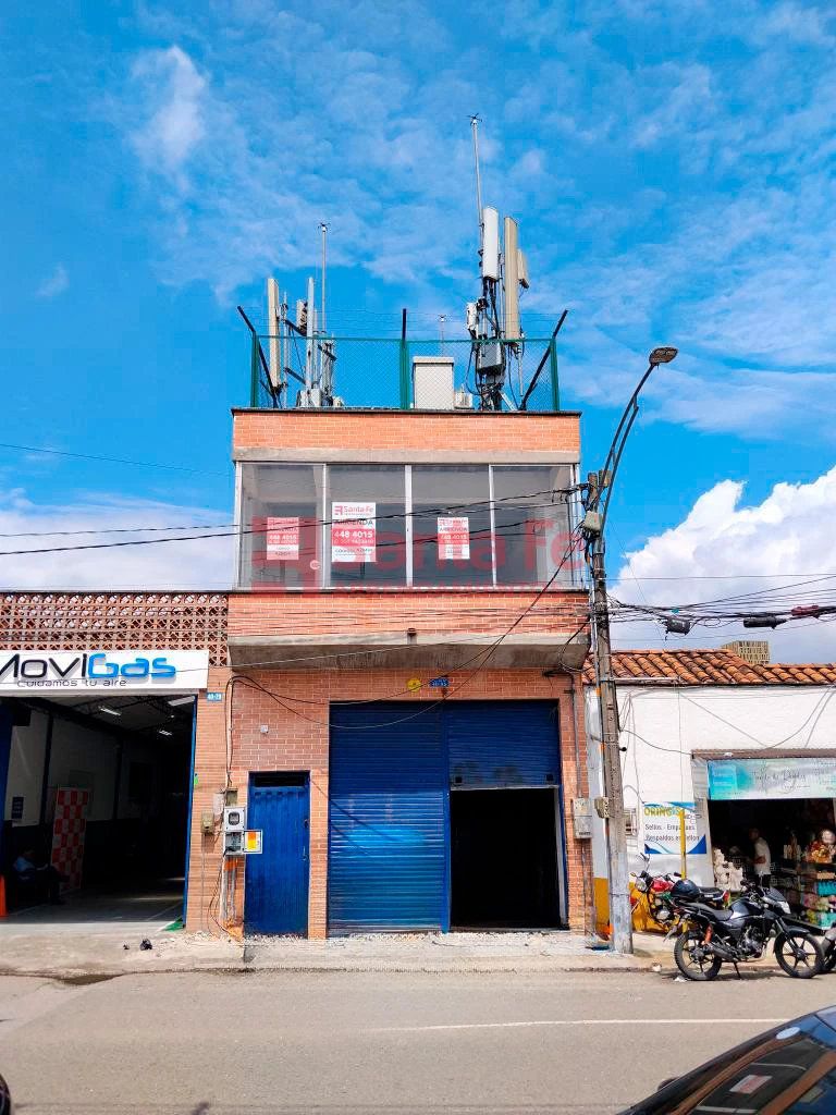 Local en arriendo Antioquia Medellín Colon 100 m2 Habitaciones 0 Baños 1 Garajes 0 Precio $3200000