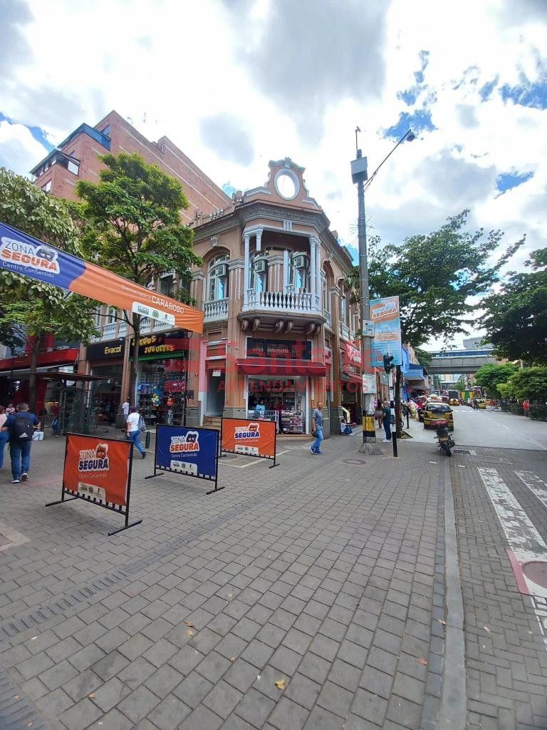 Local en arriendo Antioquia Medellín Guayaquil 75 m2 Habitaciones 0 Baños 0 Garajes 0 Precio $4300000