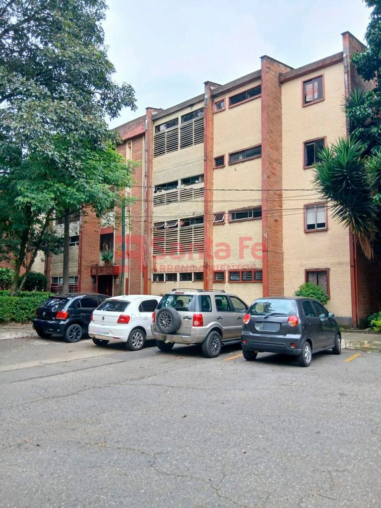 Apartamento en arriendo Antioquia Medellín Urbanizacion Carlos E Restrepo 112 m2 Habitaciones 3 Baños 3 Garajes 0 Precio $2700000