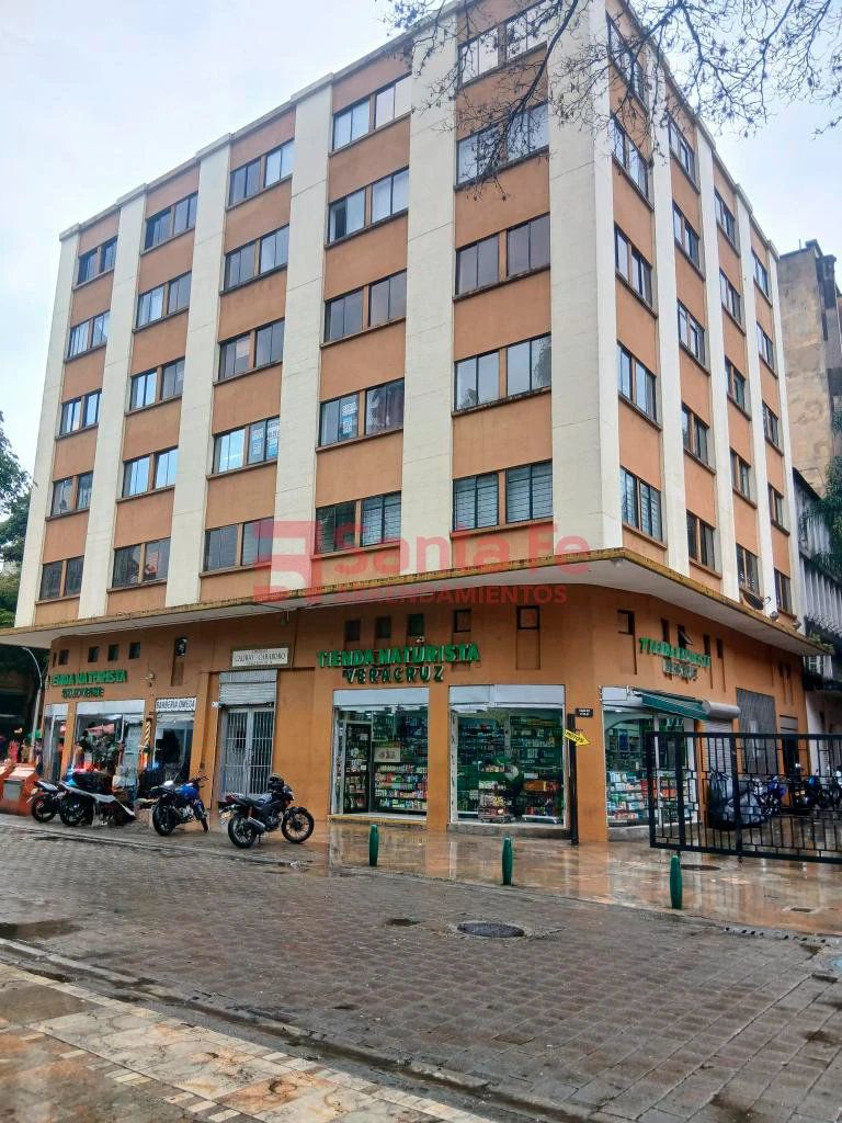 Oficina en arriendo Antioquia Medellín La Candelaria 15 m2 Habitaciones 0 Baños 0 Garajes 0 Precio $800000