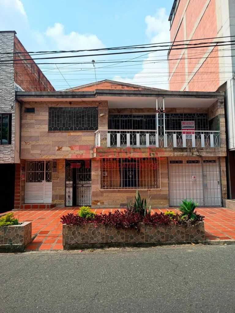 Casa en arriendo Antioquia Medellín Suramericana 150 m2 Habitaciones 5 Baños 4 Garajes 0 Precio $5800000