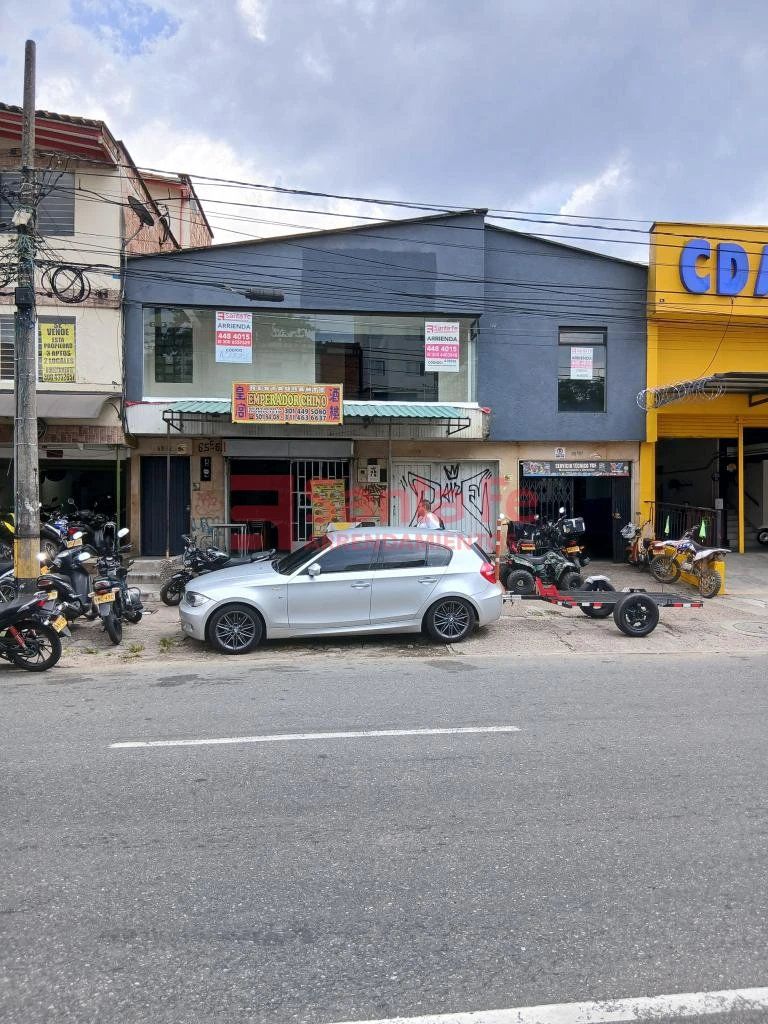 Local en arriendo Antioquia Medellín Fatima 220 m2 Habitaciones 0 Baños 3 Garajes 0 Precio $4900000