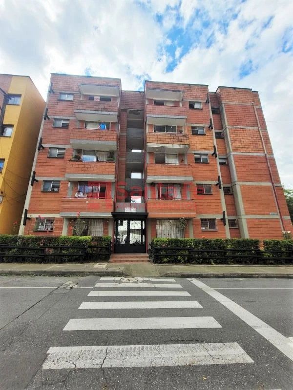Apartamento en arriendo Antioquia Medellín San Lucas 125 m2 Habitaciones 3 Baños 2 Garajes 0 Precio $2200000