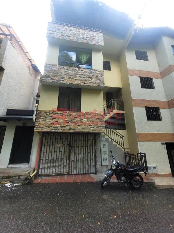 Apartamento en arriendo Antioquia Medellín El Trianon 80 m2 Habitaciones 2 Baños 2 Garajes 0 Precio $6000000