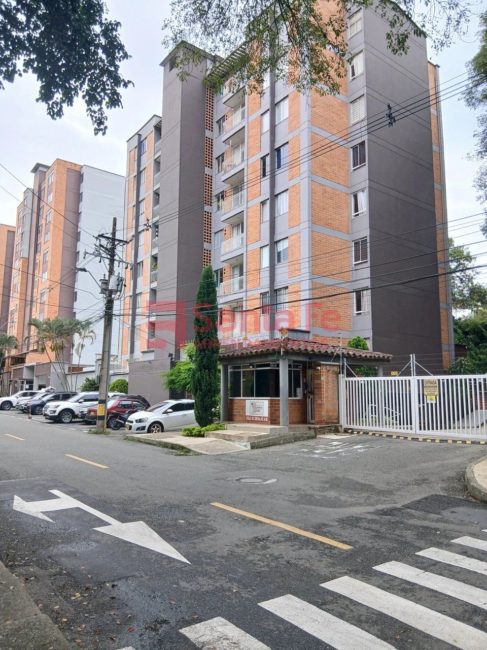 Apartamento en arriendo Antioquia Medellín La Paz 100 m2 Habitaciones 3 Baños 2 Garajes 1 Precio $4000000