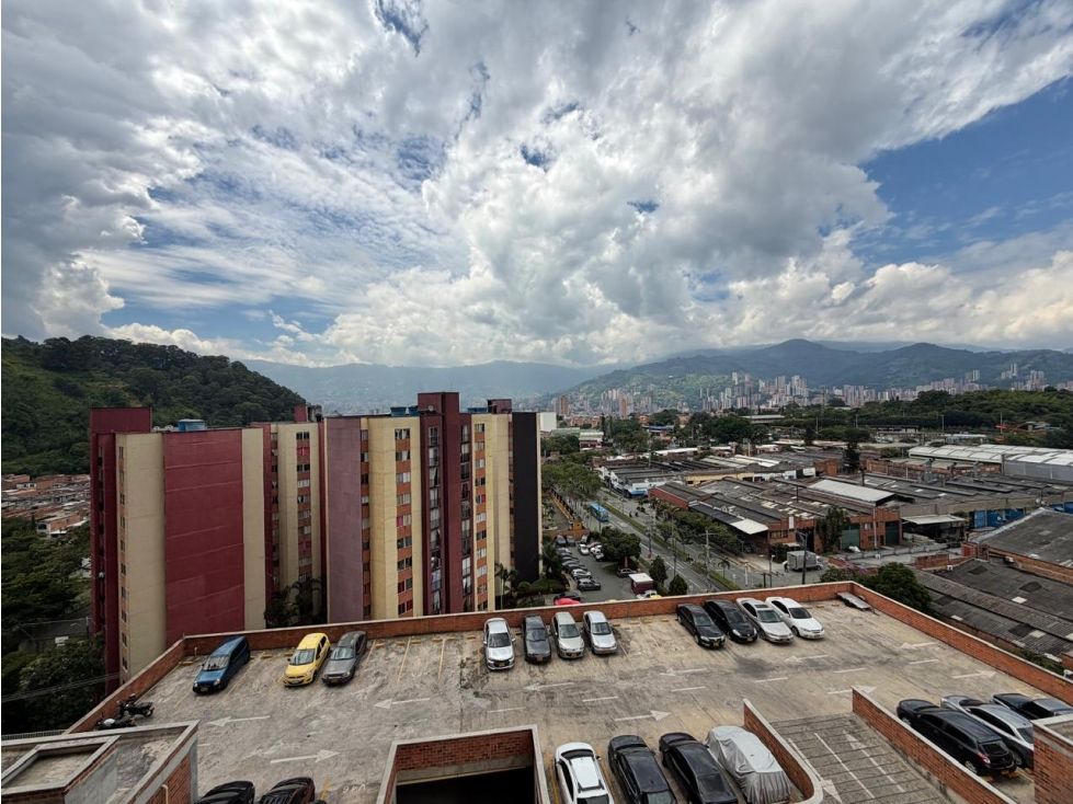 Apartamento en arriendo Antioquia Itagüí 19 De Abril 55 m2 Habitaciones 3 Baños 2 Garajes 0 Precio $1800000